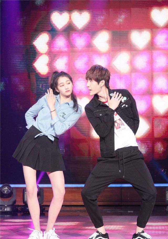 怎样拿下王一博