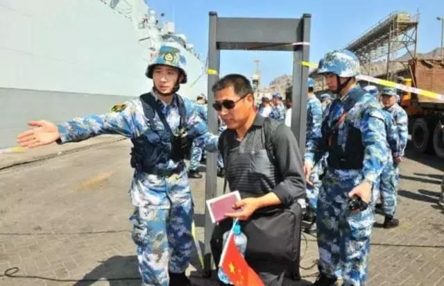 国际丨斯里兰卡爆炸看哭国人:别人想欺负你的