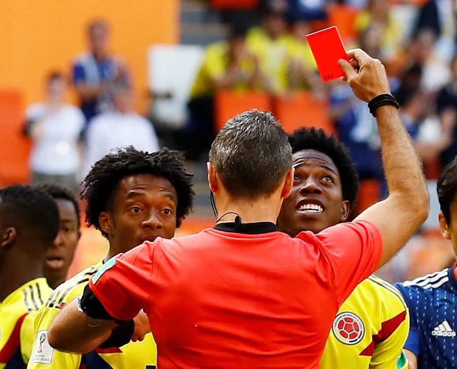 南美球员连续三届拿到世界杯首红背后:我控制