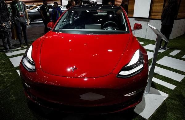 特斯拉又亏损了?季报引关注!外媒:什么时候去