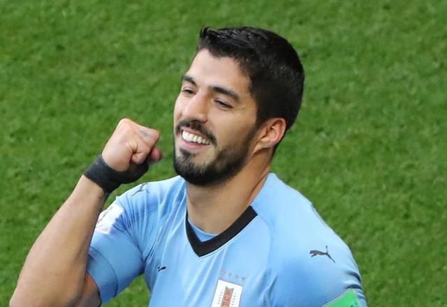 百场破门!乌拉圭射手王率队出线 上帝之手+惊