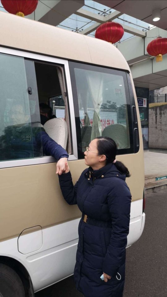 新型肺炎发热潜伏多久