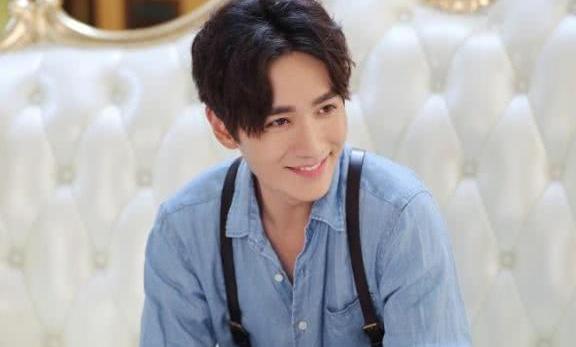 微博之夜投票,邓伦罗云熙未进前十,热巴没进前