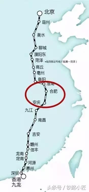 京九高铁停靠商丘站和商丘新区站，同时路过河南濮阳