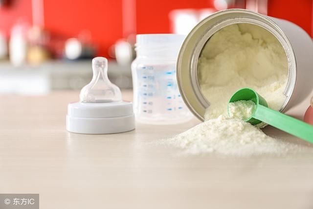 你的母乳太清!没营养!快给宝宝喝奶粉吧!这些谣言你还真信了?