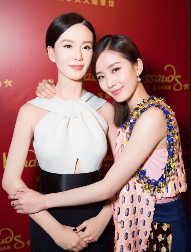 明星蜡像，张艺兴最像，赵丽颖侧面很赞，Angelababy丑哭