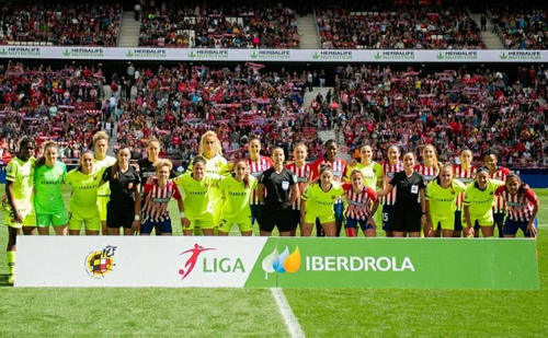 60793人!西甲女足榜首战刷新99年历史,前大连