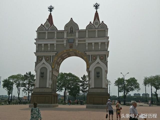 摩旅，骑行摩托车走了53天，人生第一次出国，这个国家离中国很近