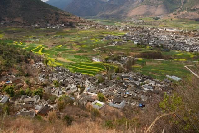 这是一个美丽的传说，现实版距丽江60公里风景奇特却不通公交车