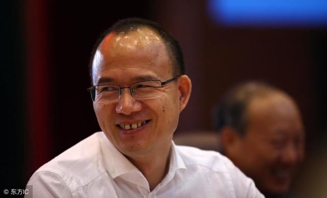 比马云更牛,26岁赚到1000万,公司估值上千亿,网友:谁这么牛!