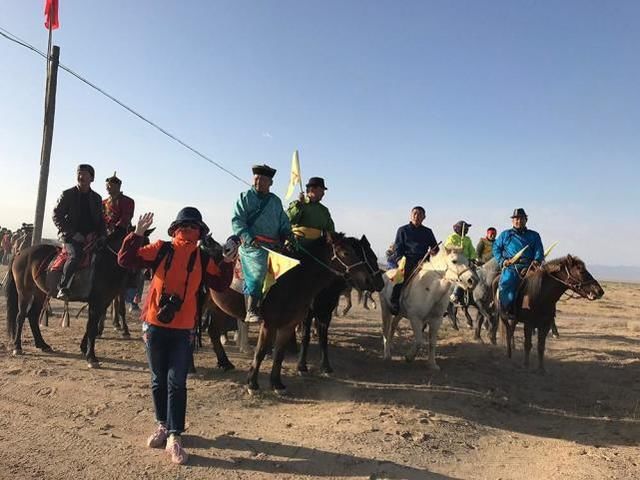 这次西北旅行，刚好赶上蒙古族达慕大会“相当于汉族的大年三十”