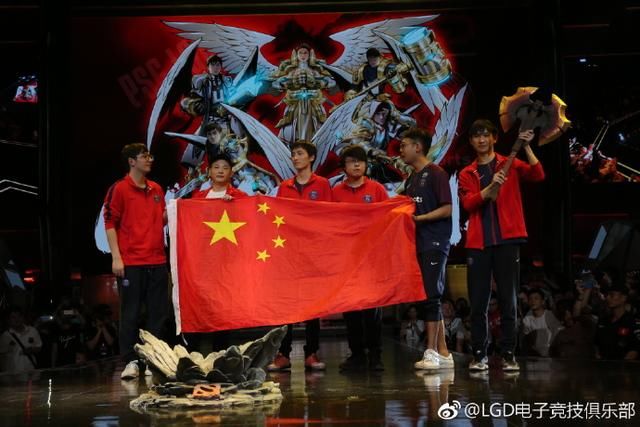 中国电竞双喜临门，让DOTA2和LOL玩家放下“恩怨”互发贺电