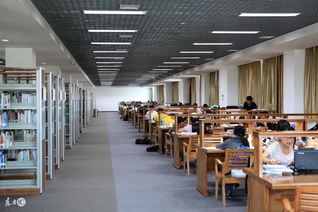 《初级会计通关指南》在校大学生其实都可以一