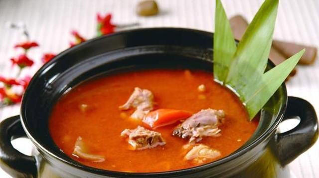 吃辣吃得很厉害