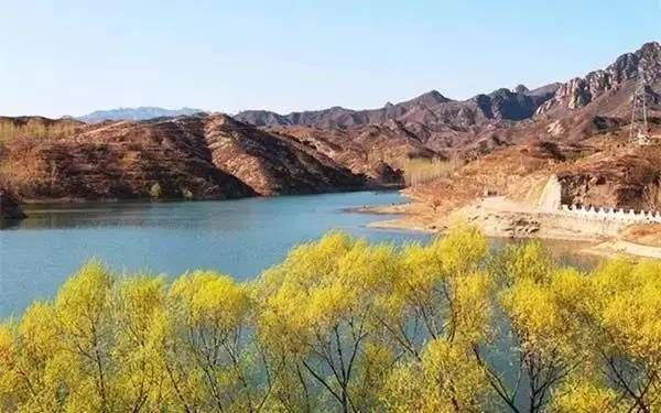 十三陵水库有啥玩的 t01200add90aeff6389.jpg