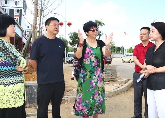 贵州安顺:安顺市人民政府副市长周丽莉一行赴