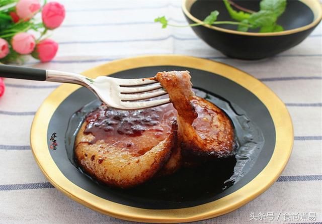 软软糯糯的红糖糍粑,这样煎特别香,做法很简单