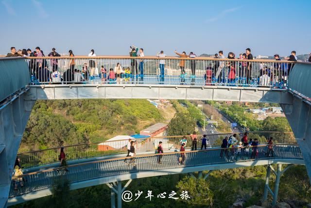 泉州首条天空栈道,每天吓哭5000人,小孩吓得紧抱大腿!