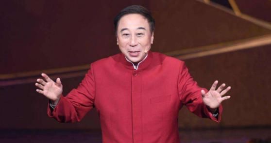 春晚搭档老师冯巩走红，2年后沦为阶下囚，他到底经历了什么？