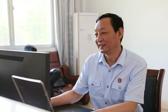 【身边榜样】忠诚履职 牢记使命担当