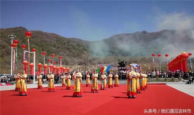 第13届吉林市开江鱼美食节盛大启幕！重现古老满族渔民捕鱼醒网！