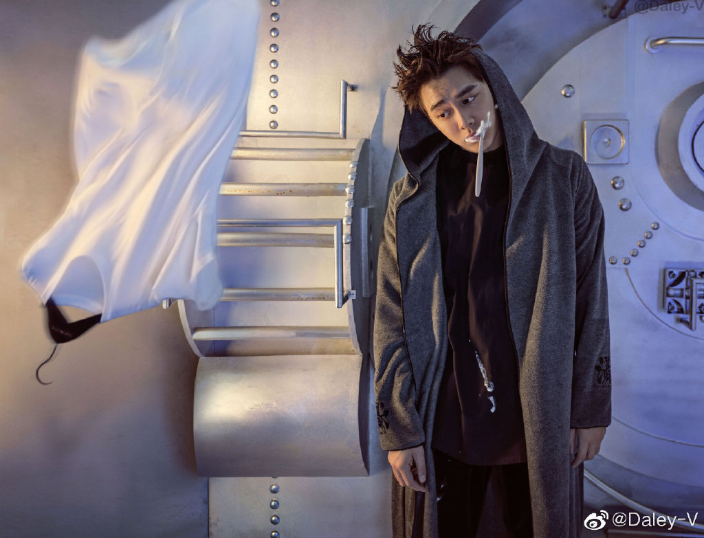 有爱就为时不晚 峰峰《为时不晚》封面原图分