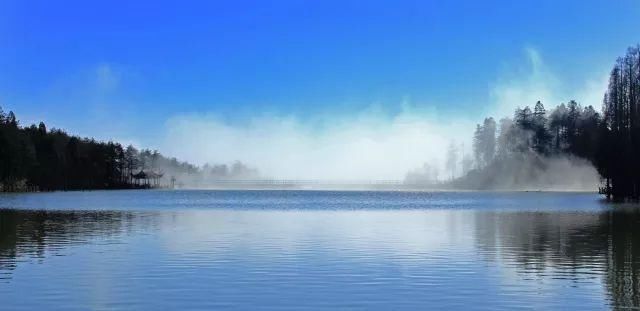 所有长沙人,中国大山游了个遍,你可见过山顶上跑火车?