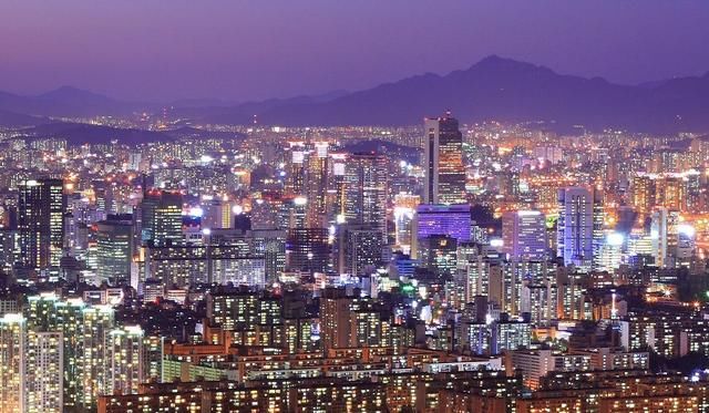 韩国是发达国家吗,经济比中国强很多吗