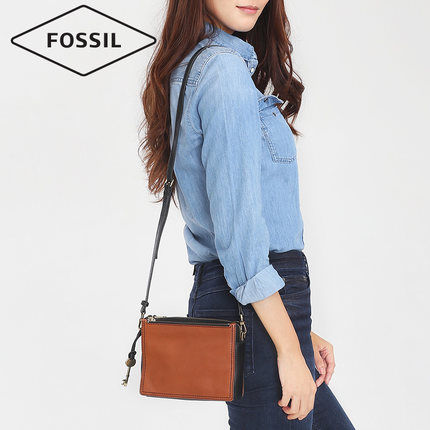 领券100元后899元-Fossil化石牛皮女包多隔层