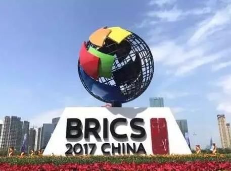 gdp增速_2015泉州gdp(3)