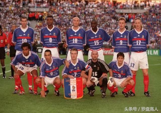 足球世界:历届足球世界杯冠军得主,今年将花落