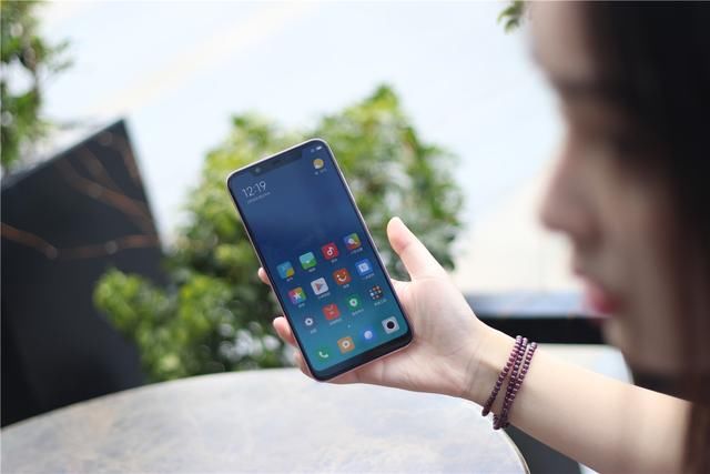 小米手机如何定位另一部小米手机 t01238fc87dfb50eb40.jpg