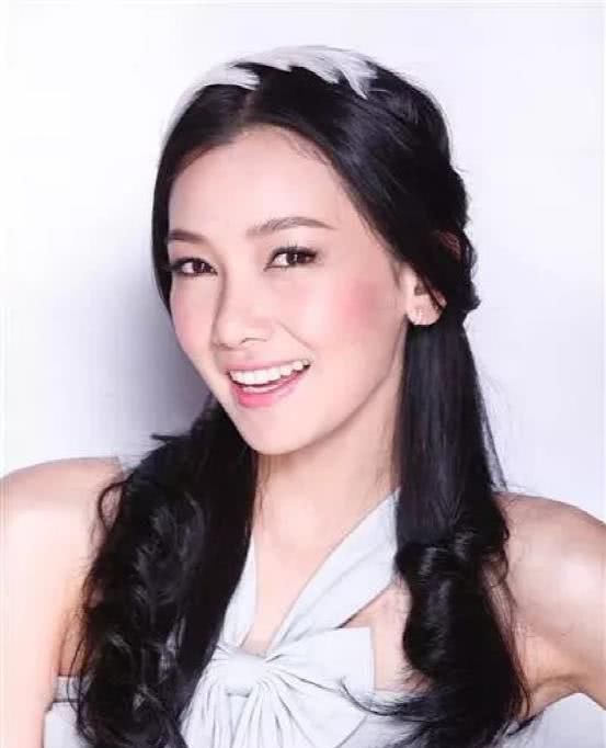 泰国第一头像,七台当家花旦,却跟别人结婚了!美女美女宠物图片