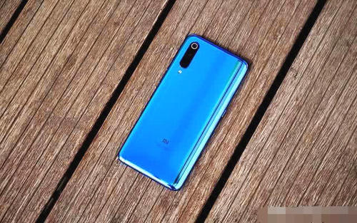 小米9X惊艳亮相:骁龙675+32MP