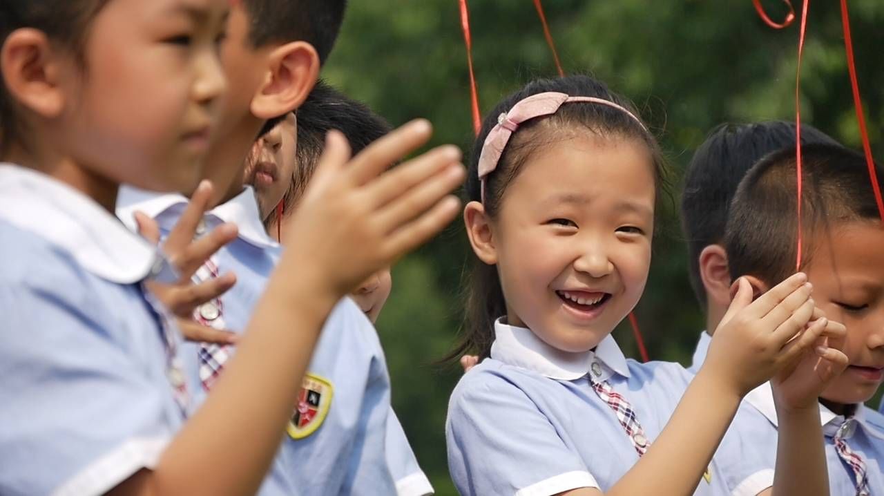 看哭惹~满城剑桥幼儿园的微电影直戳泪点