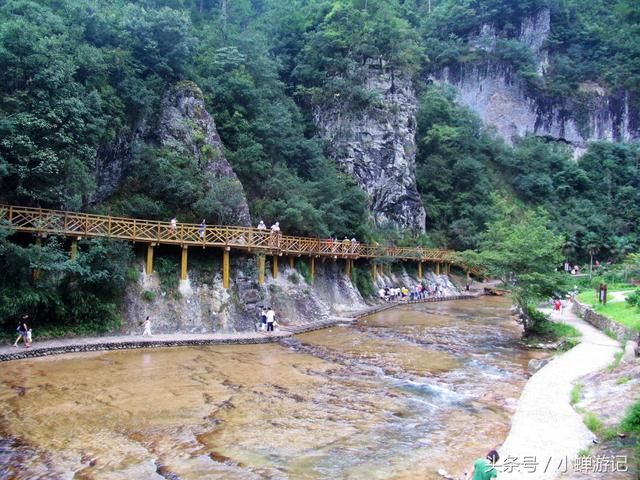 快来福建宁德屏南白水洋世界地质公园目前世界唯一的“浅水广场”