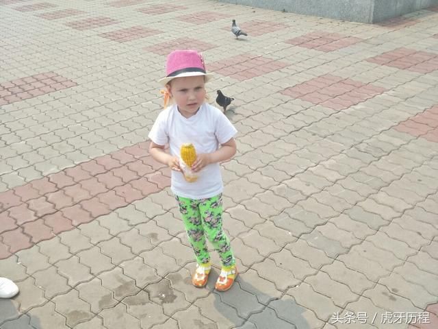 摩旅，骑行摩托车走了53天，人生第一次出国，这个国家离中国很近