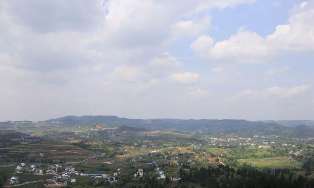 四川南充青姓总人口_四川南充青居镇风景(2)