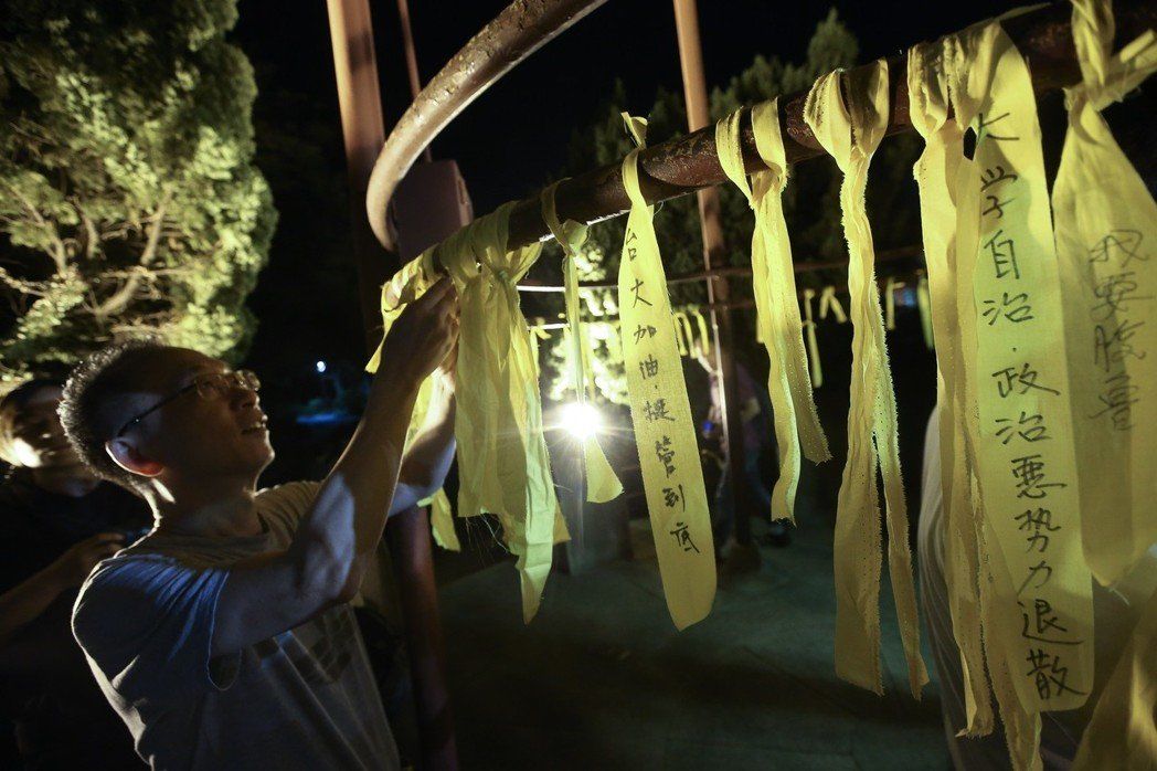 台\＂教育部长\＂仅干40天 民众:感觉过了一个世纪