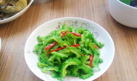 天凉了,做饭也轻松,三顿饭不费劲,很快就做好 凯发国际网址