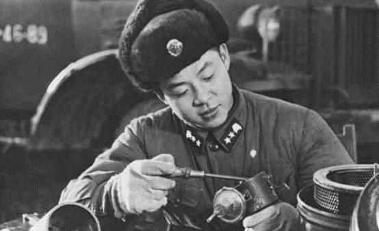 雷锋受伤为何没能救活60年后老连长说出细节