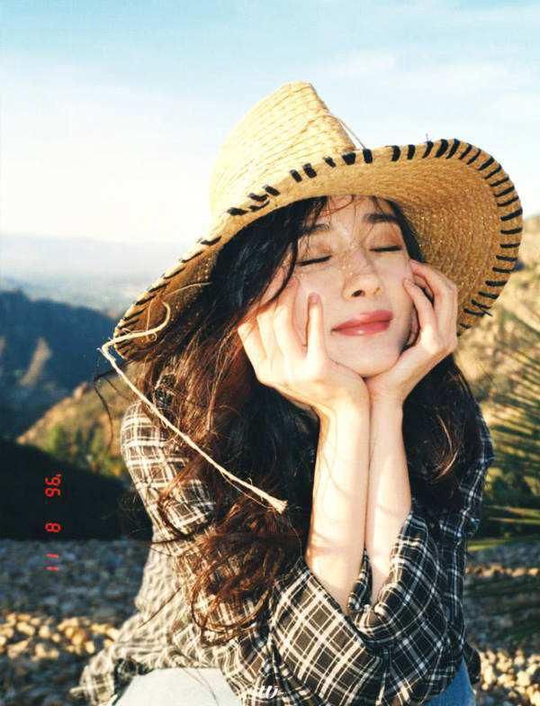 杨幂和赵丽颖谁的实绩最强?赵丽颖造型师点赞力挺杨幂后发文道歉