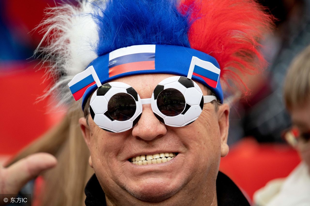 沙特队在昨晚的世界杯揭幕战0:5惨败,今晚伊朗