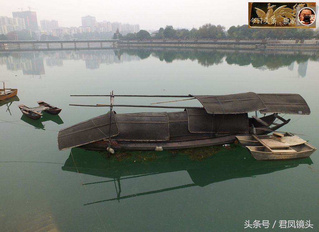 湖北宜昌:长江支流黄柏河冬日美景!看看,渔民捕