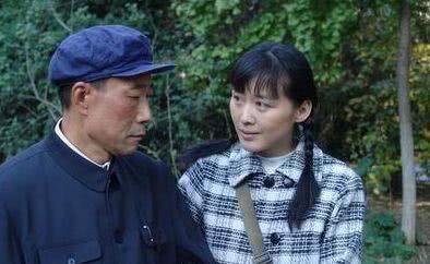 她是苦情女王,却遭前夫骗财,二婚嫁世界冠军