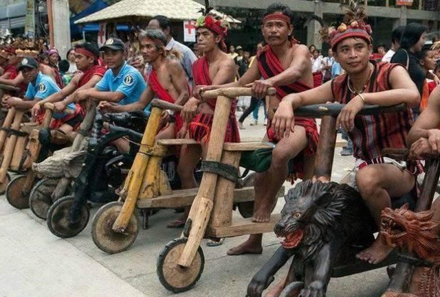 环球最奇葩的两轮车:不烧油不充电,速度达50码,人人都能造出来