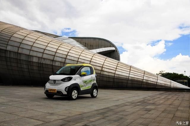 这是1辆回头率超过法拉利的玩具车 来自广西