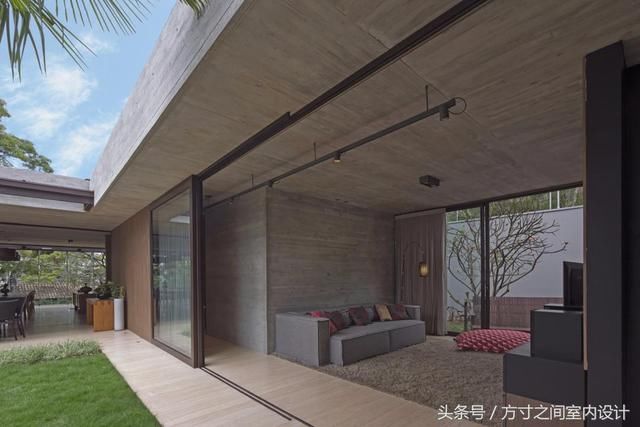 建筑师退休回家 自己改造的别墅