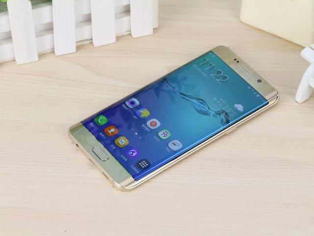 看完你就知道三星的手机屏幕有多厉害了