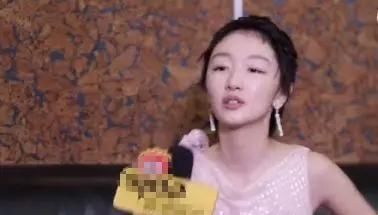 周冬雨从羡慕倪妮英语说的溜,到全英文接受采